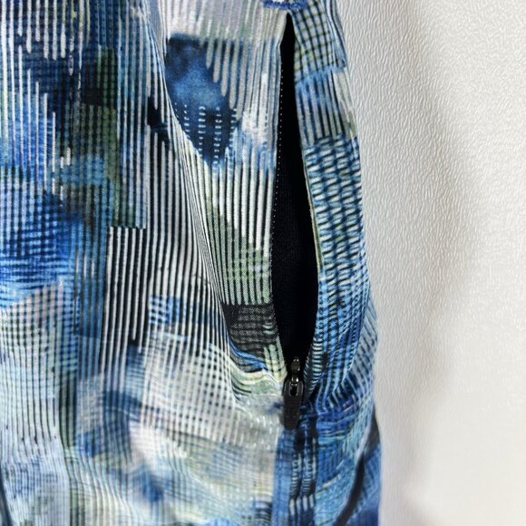 Lululemon Tracker Shorts Reversible Blue 4” Inseam Women’s Size 4 Choose A Side‎ - Picture 3 of 9